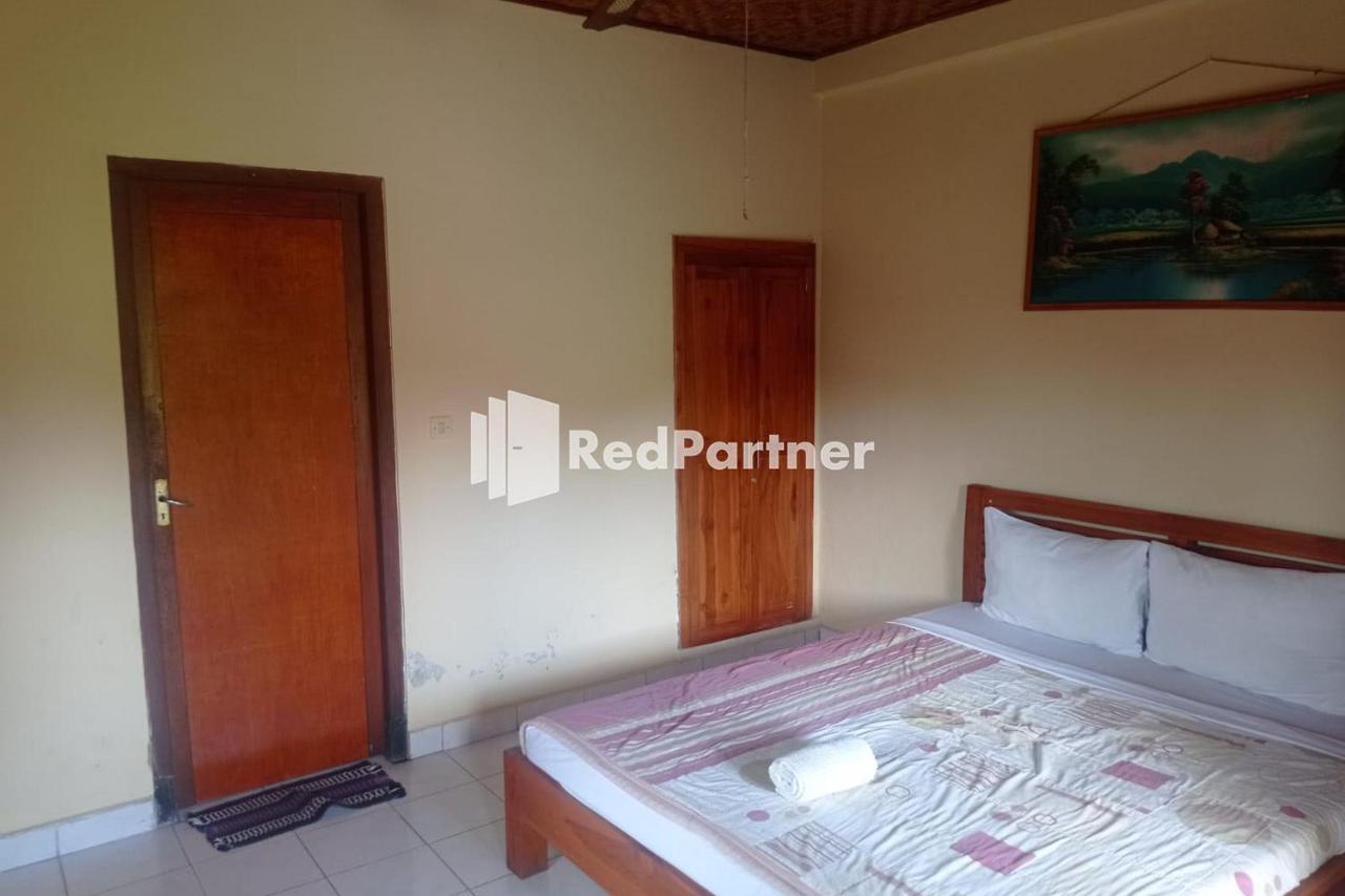 Gusti Home Stay Ubud Exterior photo