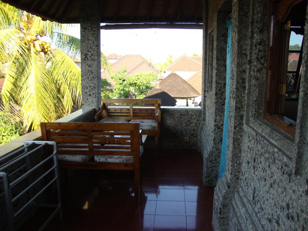 Gusti Home Stay Ubud Exterior photo