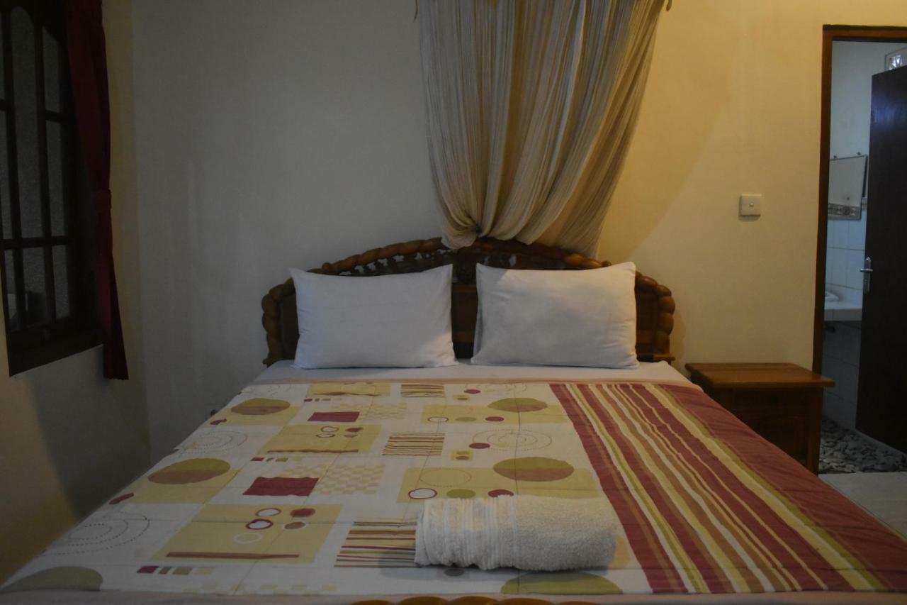 Gusti Home Stay Ubud Exterior photo